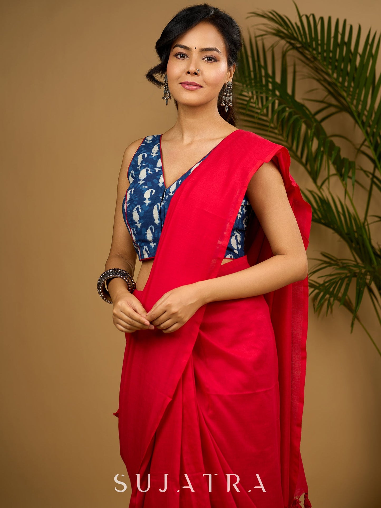 Stunning indigo cotton sleeveless blouse - Optional Plain Saree