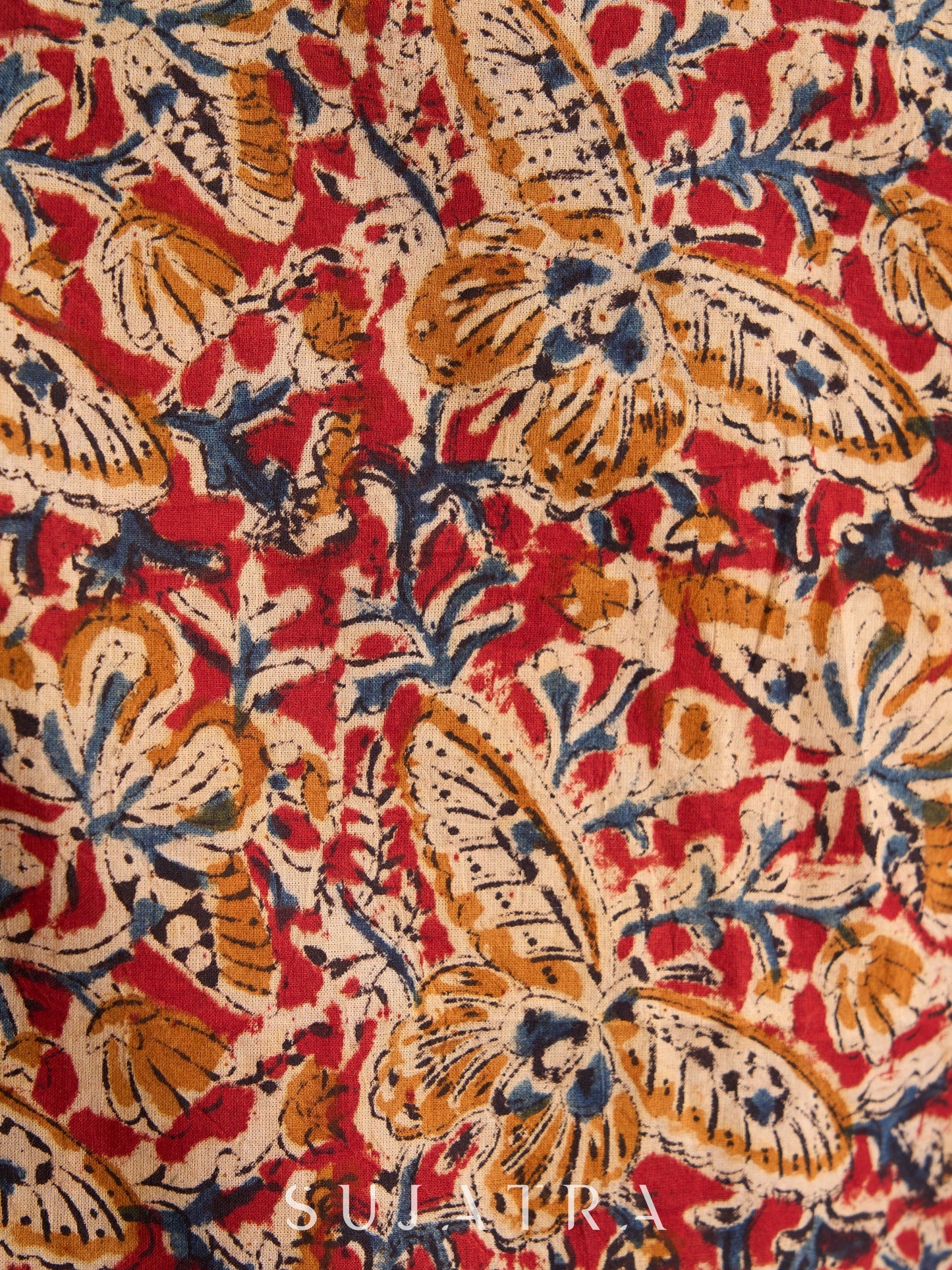 Graceful Kalamkari Kurta with Maroon Piping & Mirror-Embellished Yoke