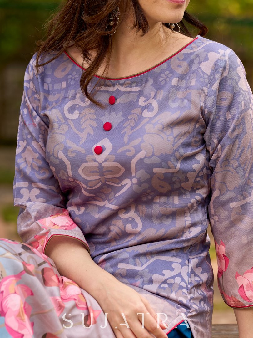 Chic grey kurta adorned with artistic abstract Pichwai print