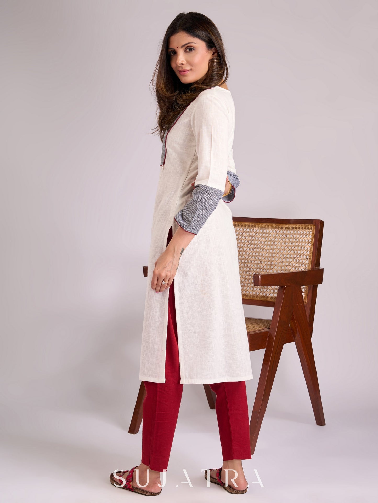 Graceful White Cotton Kurta with Checkered Yoke & Cuffs, Maroon Piping & Pearl Embellishments