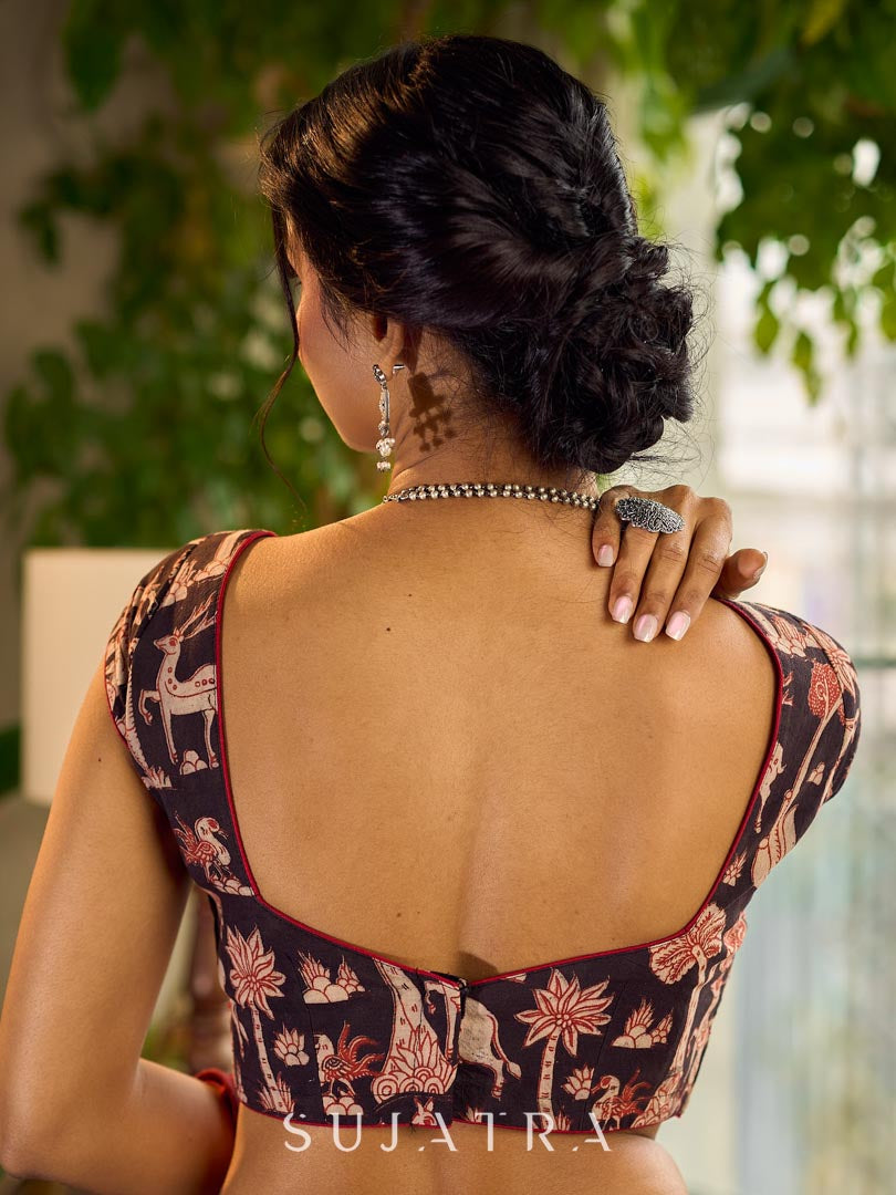 Sari classique en coton bicolore bordeaux et noir avec bordure et pallu Kalamkari