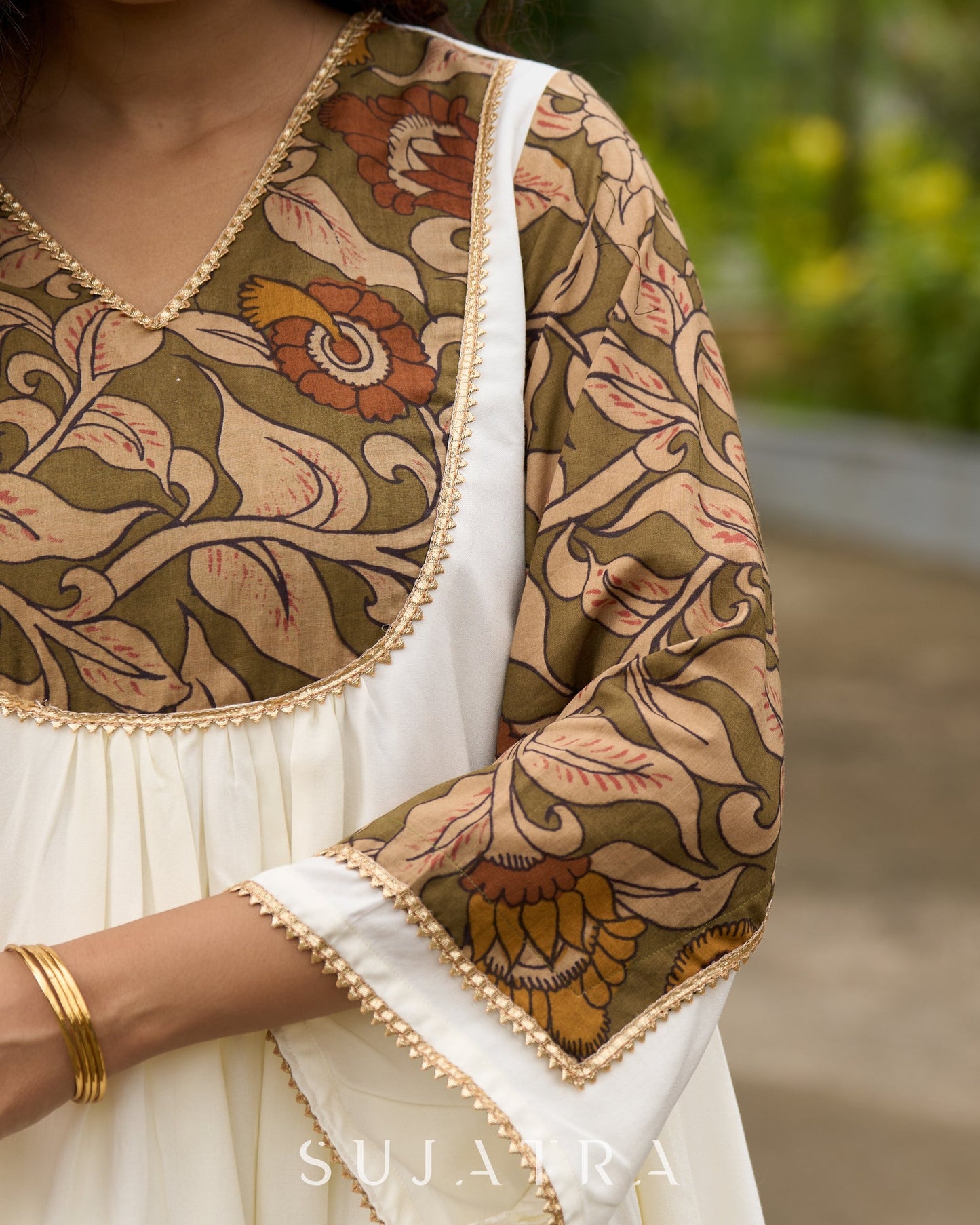 Boho Kalamkari Flared Short Tunic with Statement Sleeves - Dhoti Pant Additional