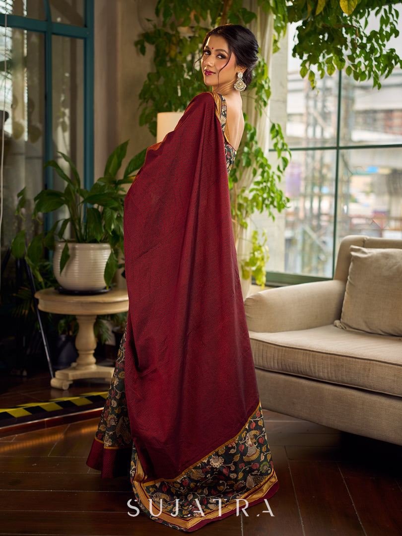 Sari Chanderi intemporel à imprimé Kalamkari vert foncé avec pallu en Khun bordeaux