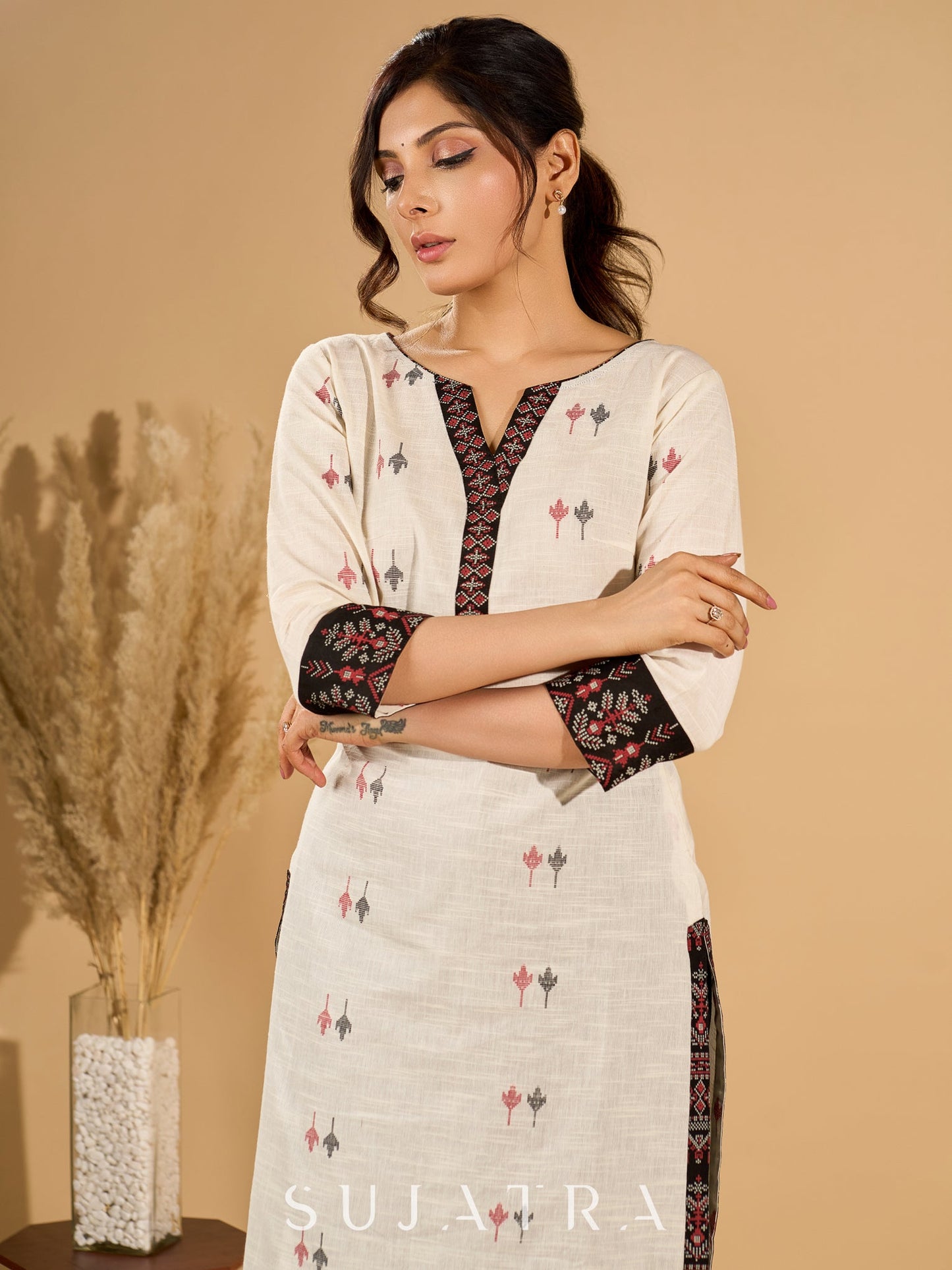 Whispering White Cotton Woven Jamdani Kurta with Bold Black Accents