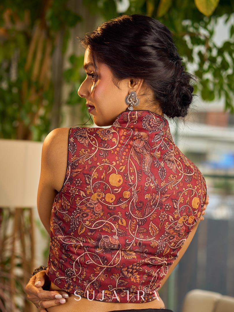 Sari Chanderi Kalamkari à motifs floraux, couleur rouille royale avec pallu noir contrastant