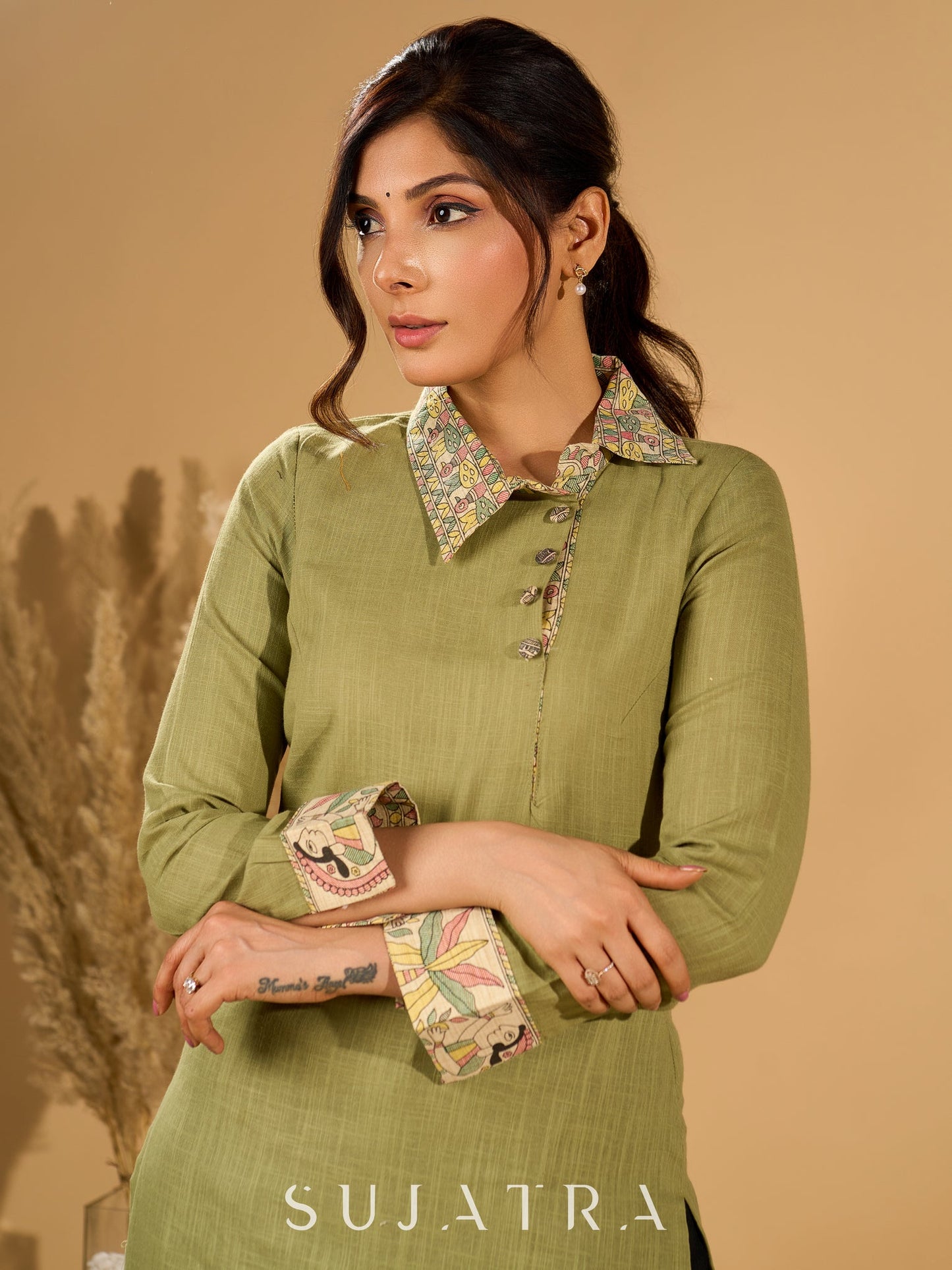 Meadow Mint Slub Kurta with Artistic Cuffs and Twisted Collar