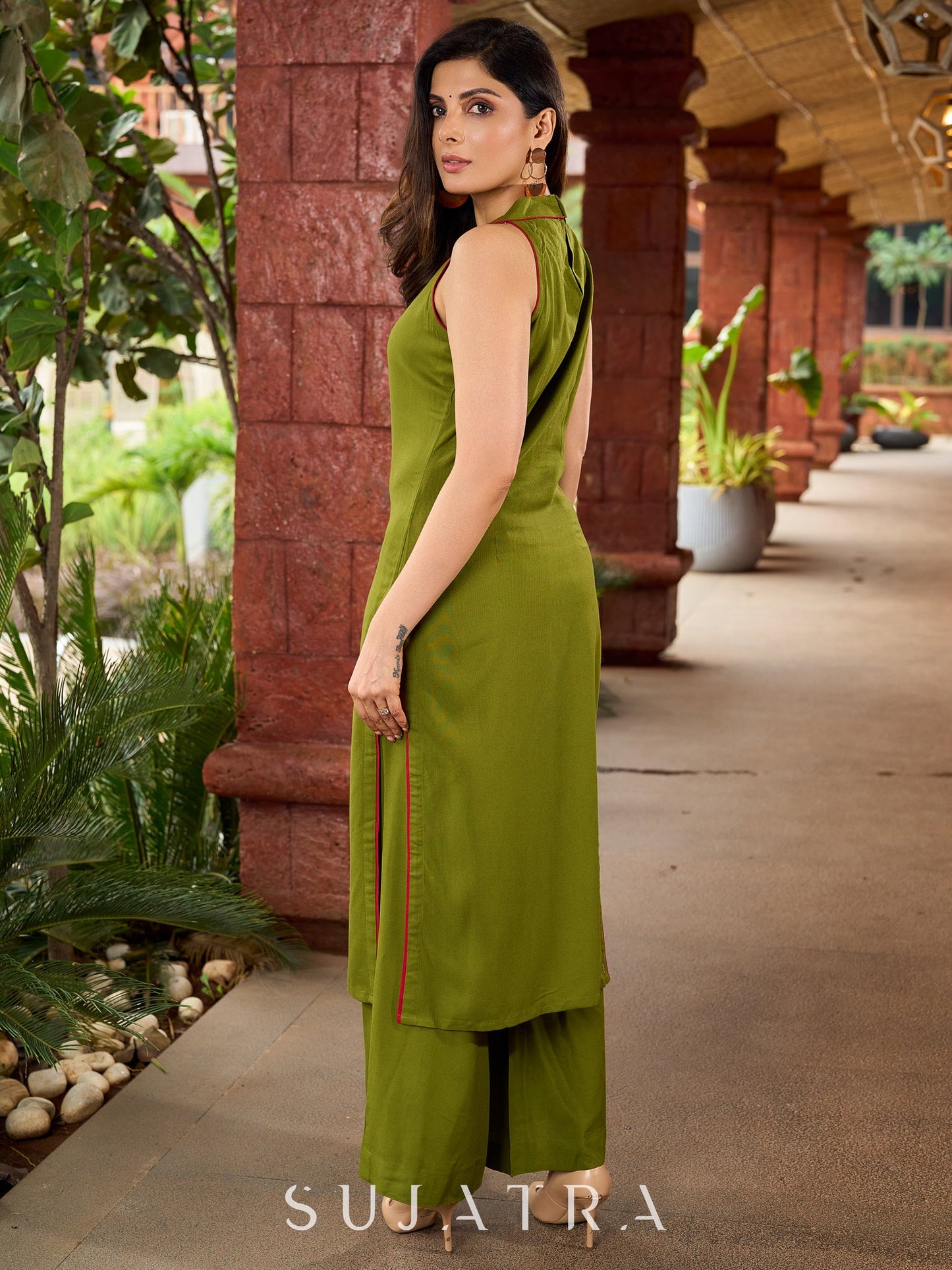 Mehndi green rayon halter neck kurta paired with pant
