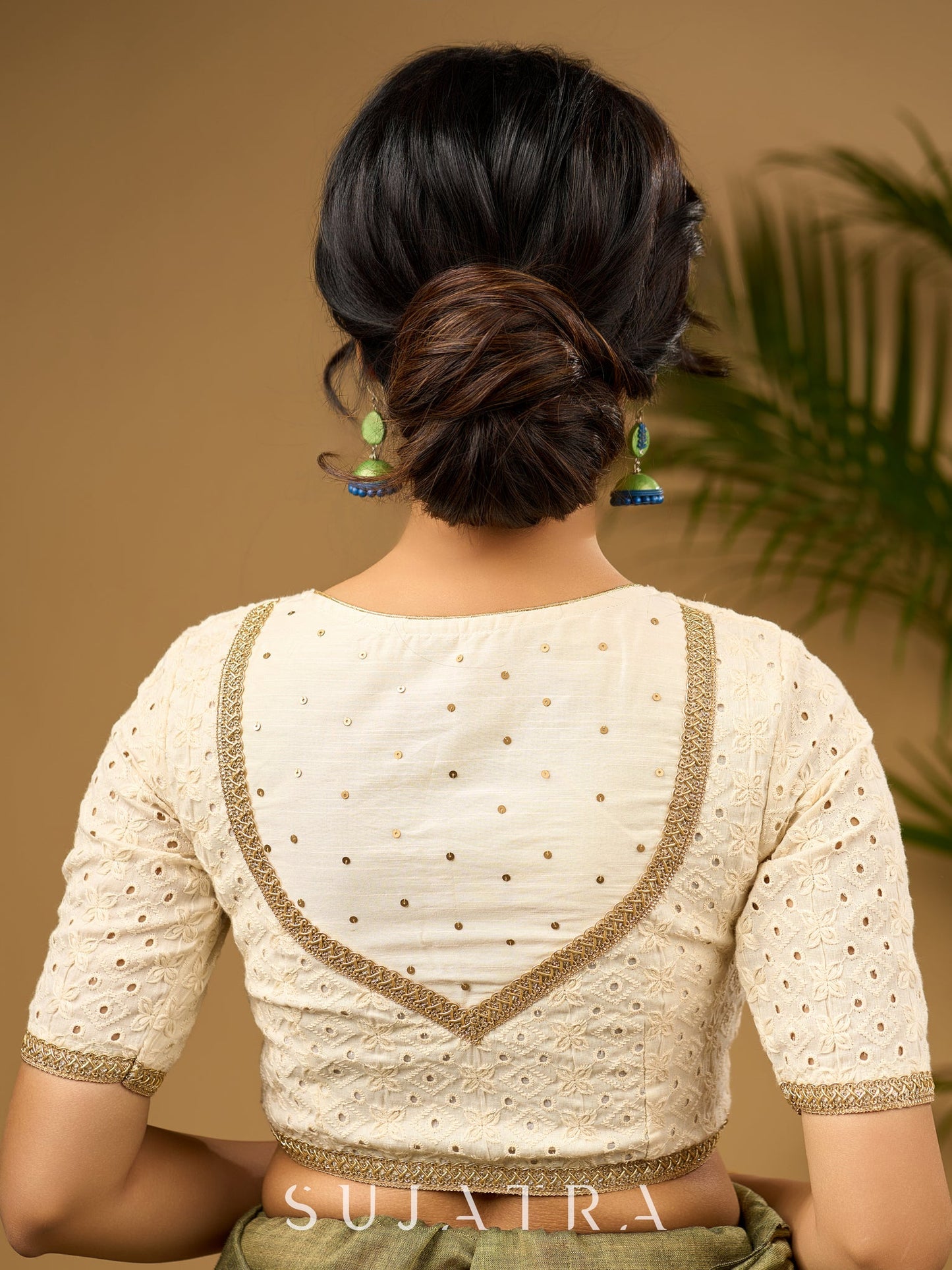Delicate cotton hakoba blouse with intricate floral patterns - Optional Plain Saree