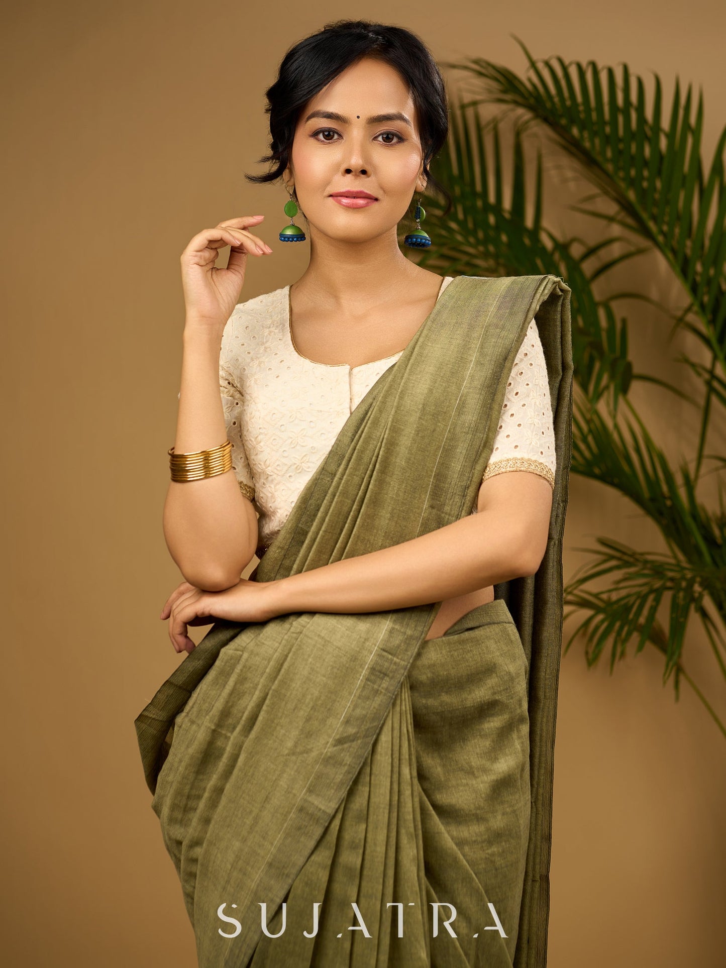 Delicate cotton hakoba blouse with intricate floral patterns - Optional Plain Saree