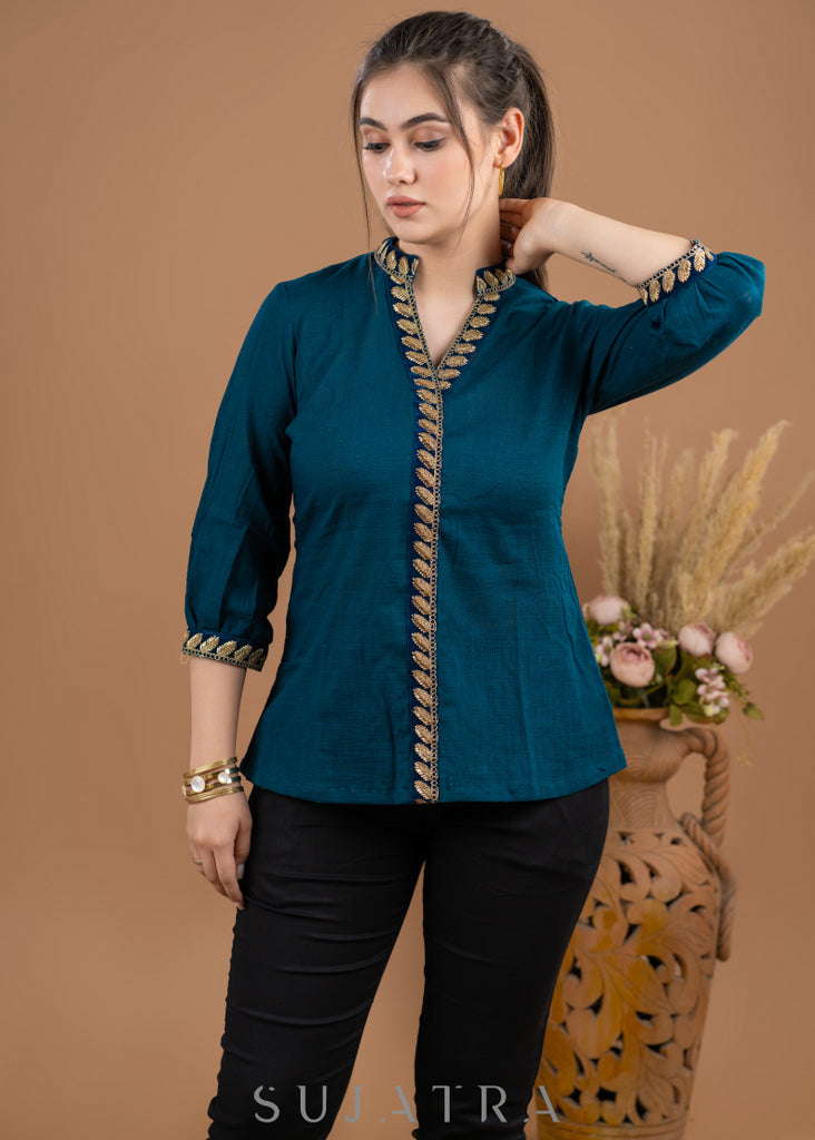 Haut en dentelle brodée en coton bleu sarcelle tendance
