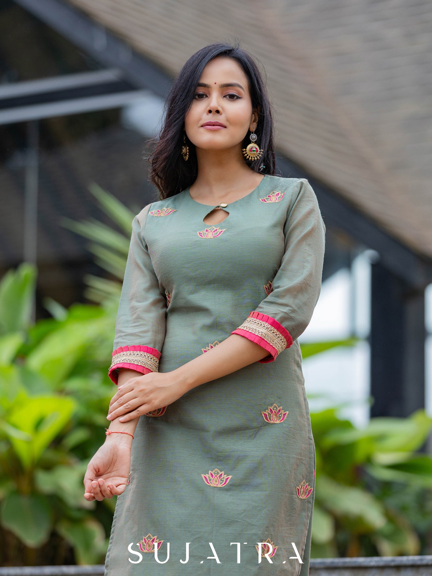 Neelkamal Intricate Hand Embroidered Chanderi Kurta