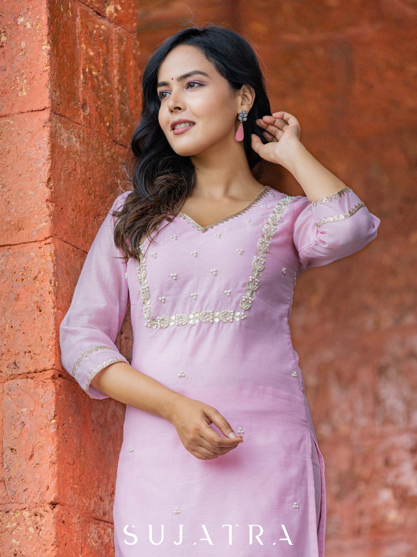 Chand Gulab Hand Embroidered Chanderi Kurta