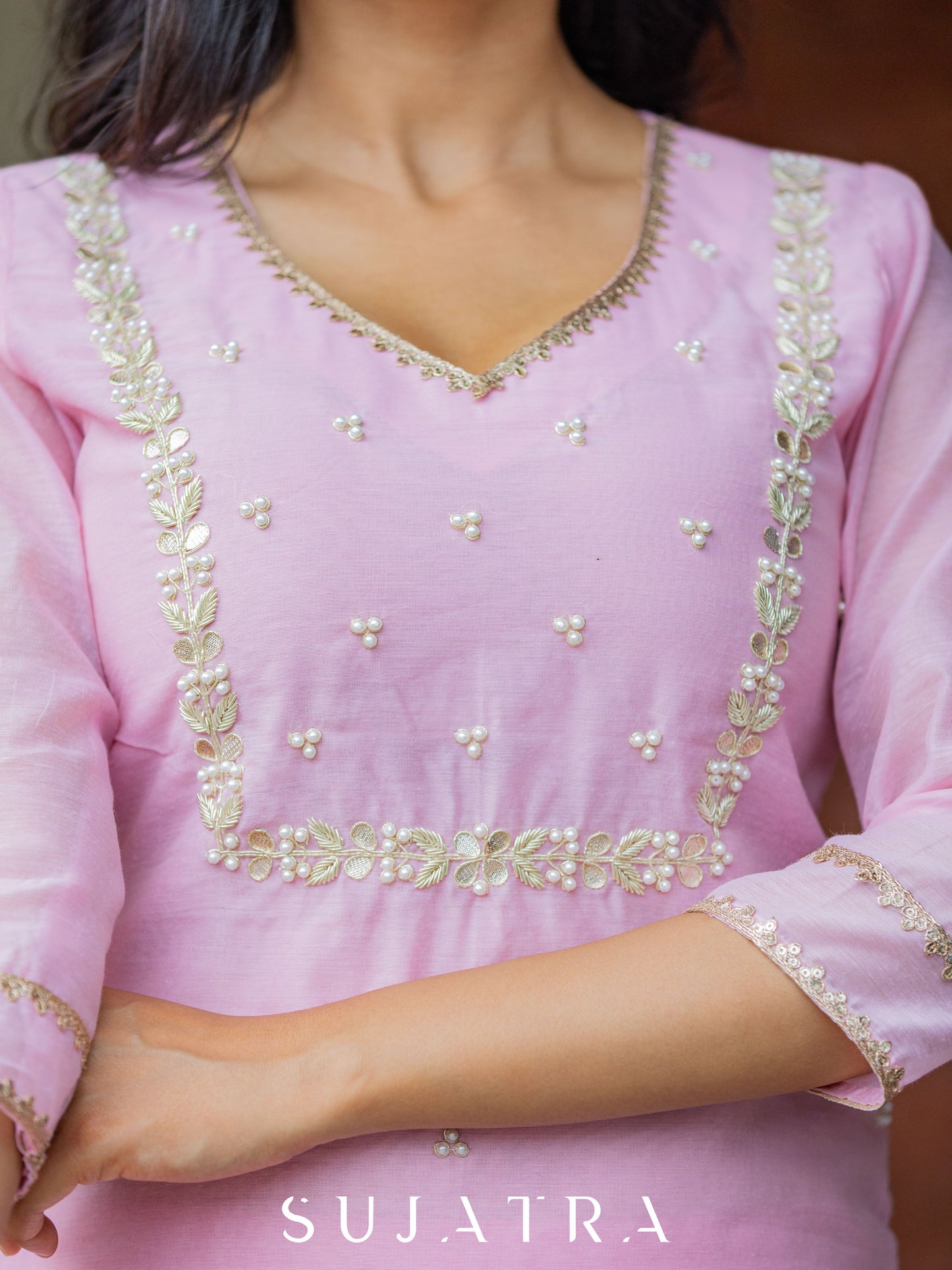 Chand Gulab Hand Embroidered Chanderi Kurta