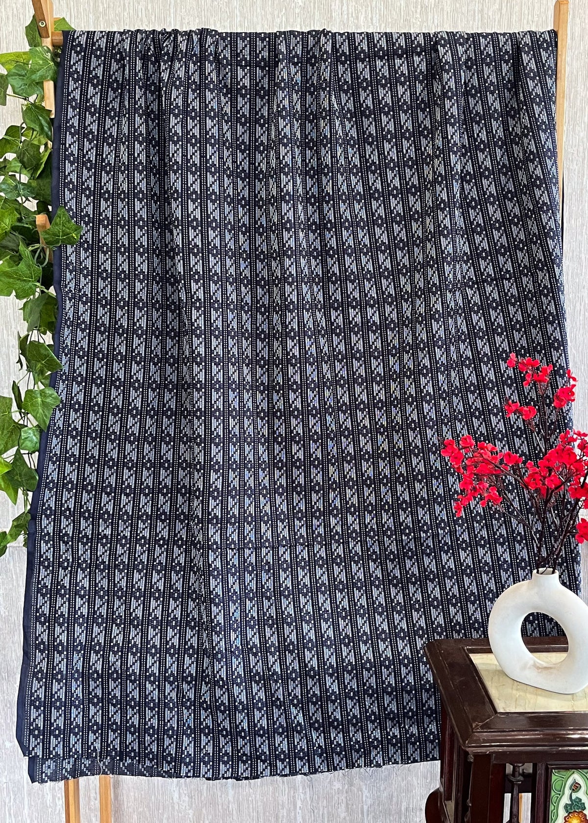 Tissu Kantha bleu marine