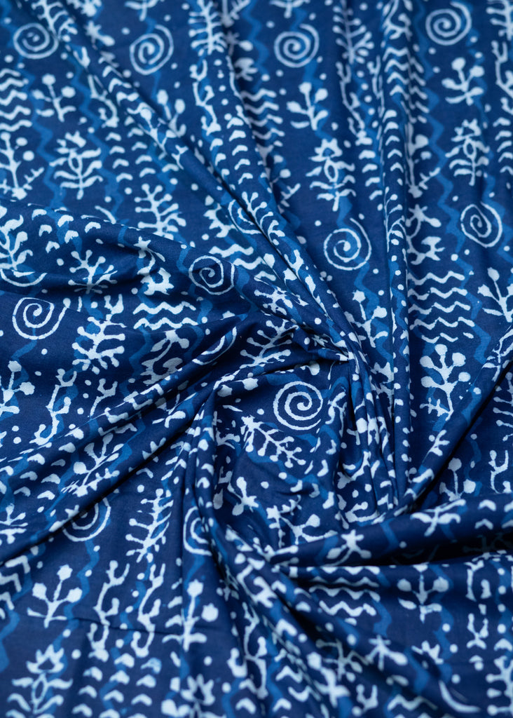 Tissu en coton indigo à motif circulaire