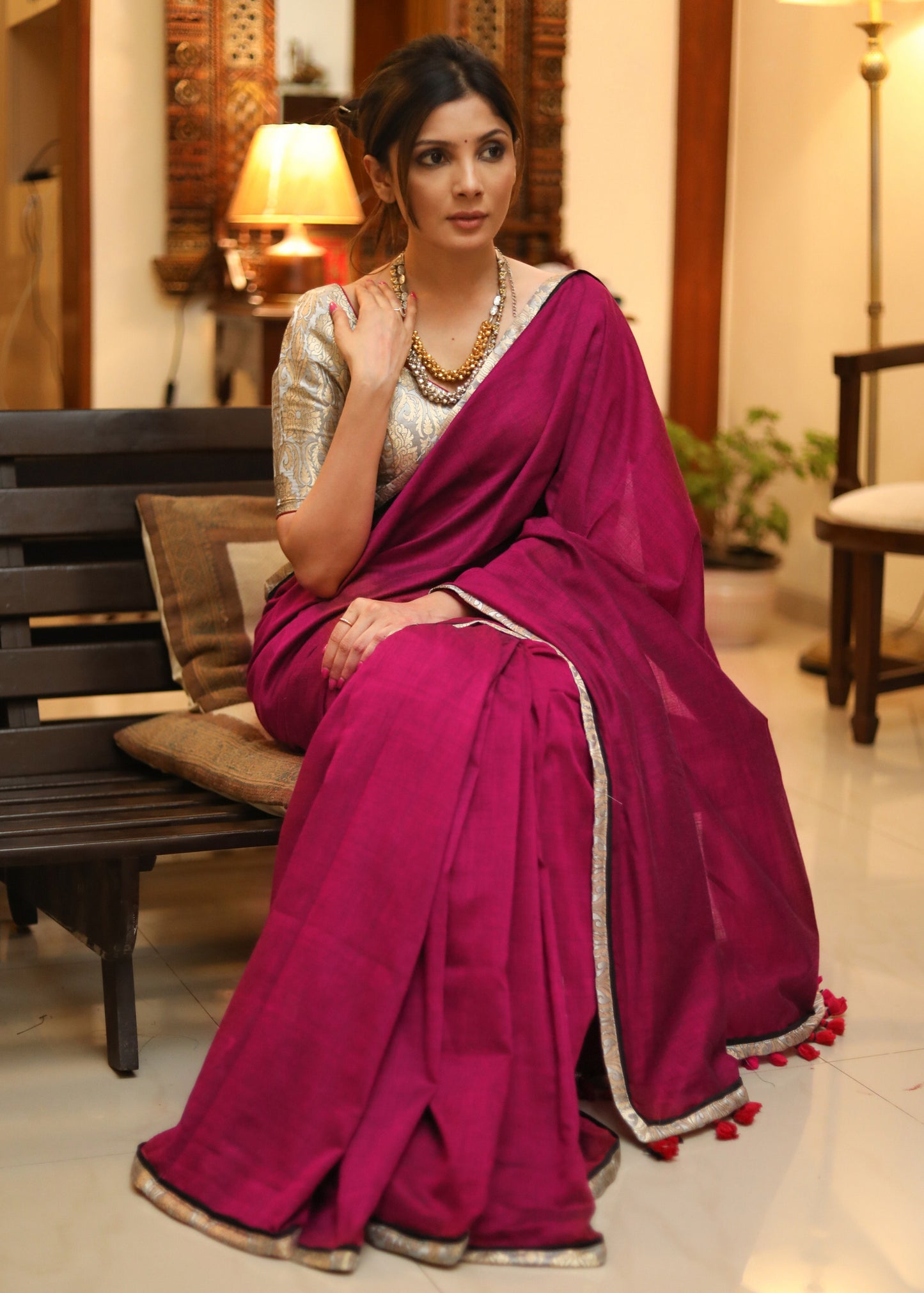 Graceful magenta Cotton saree with elegant Benarasi border