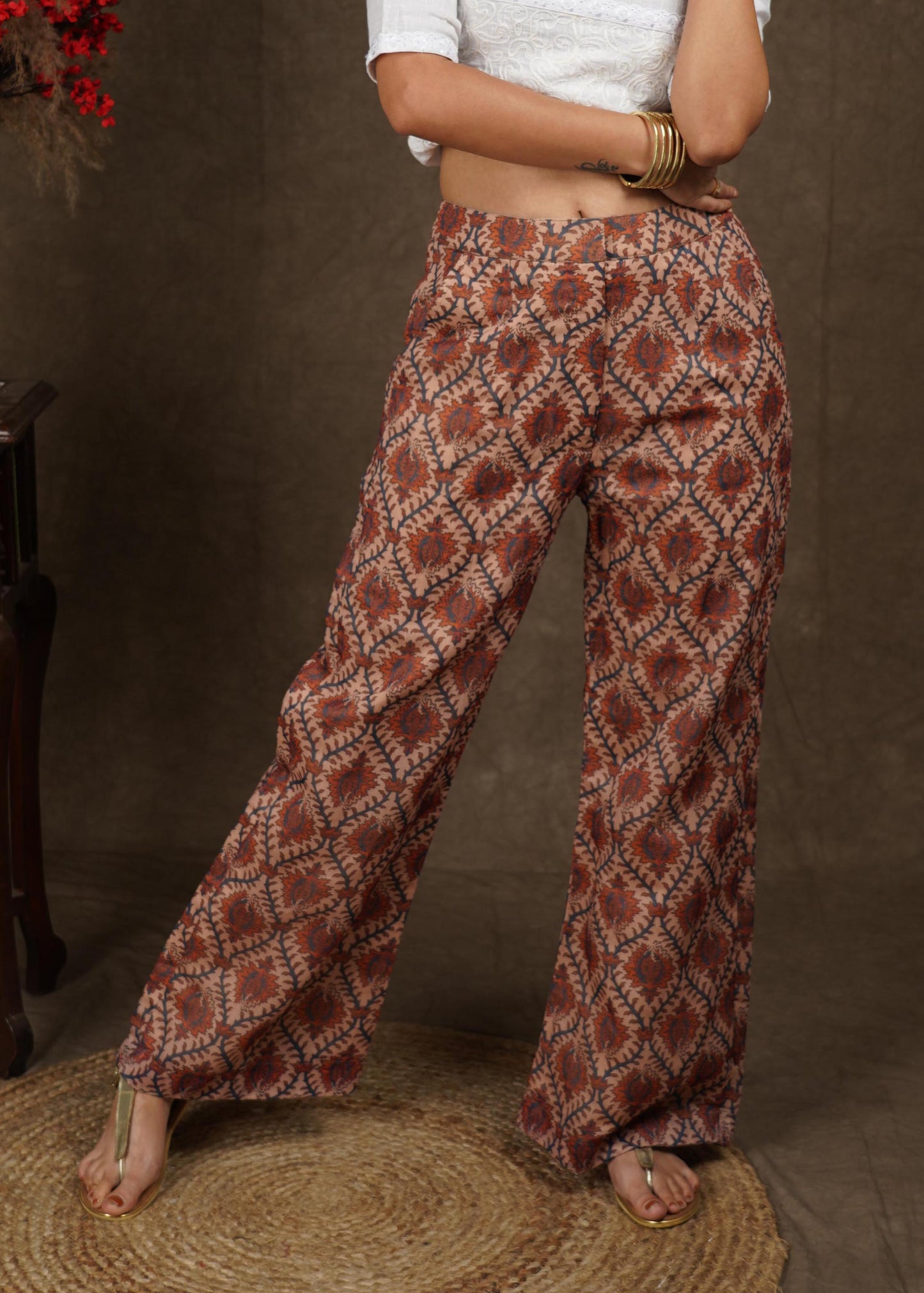 Elegant chanderi Boroque print wide leg straight fit pant