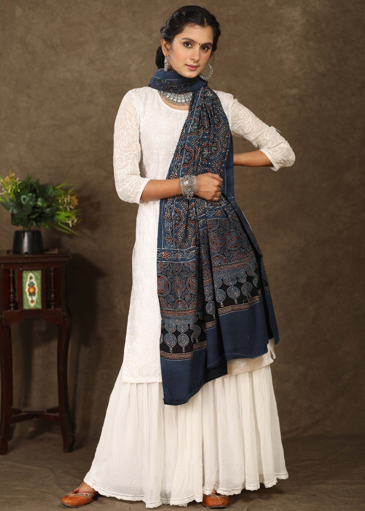 Dupatta en coton Ajrakh exclusif bleu