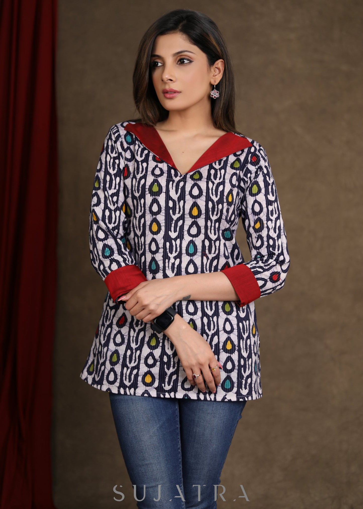 Haut en coton indigo combiné