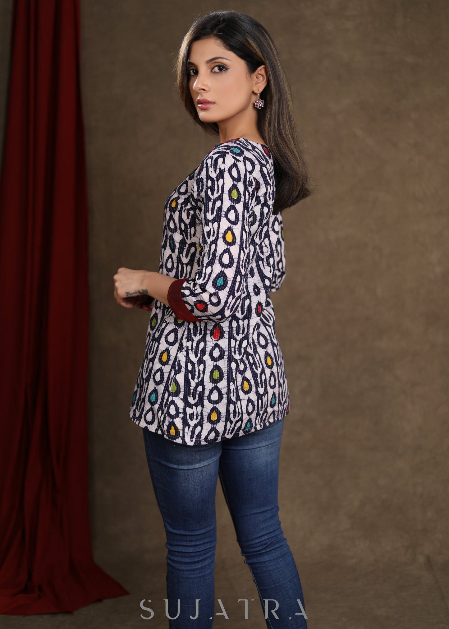 Haut en coton indigo combiné