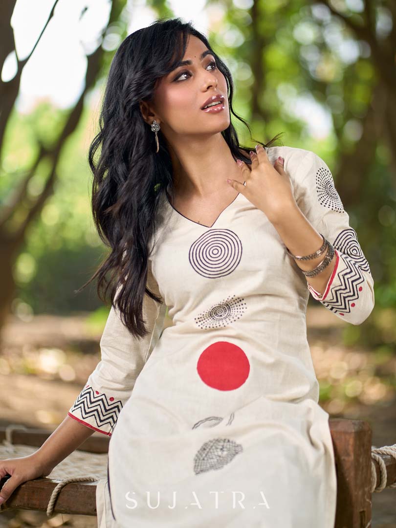 Contemporary Off-White Cotton Flex Kurta with Modern Geometric Hand Block Print