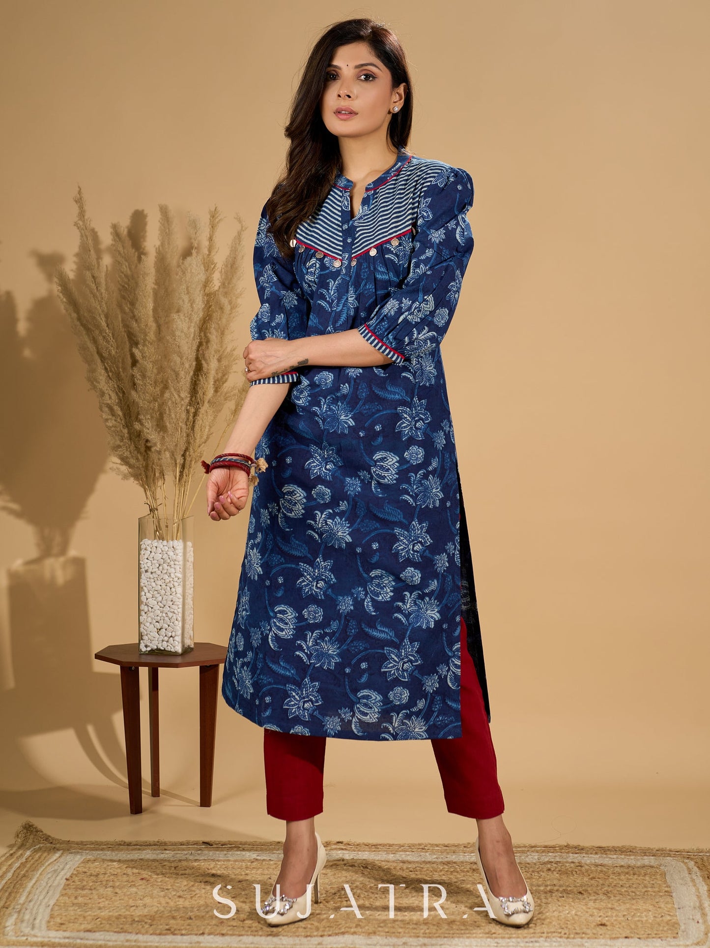 Midnight Maze Indigo Kurta with Contrast Detailing and Delicate Embellishments