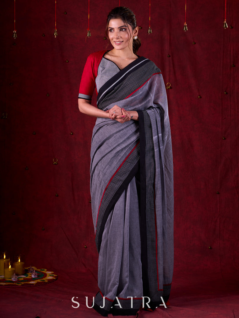 Grey Mul Cotton Saree with Checkered Border & Red Tassel Detailing