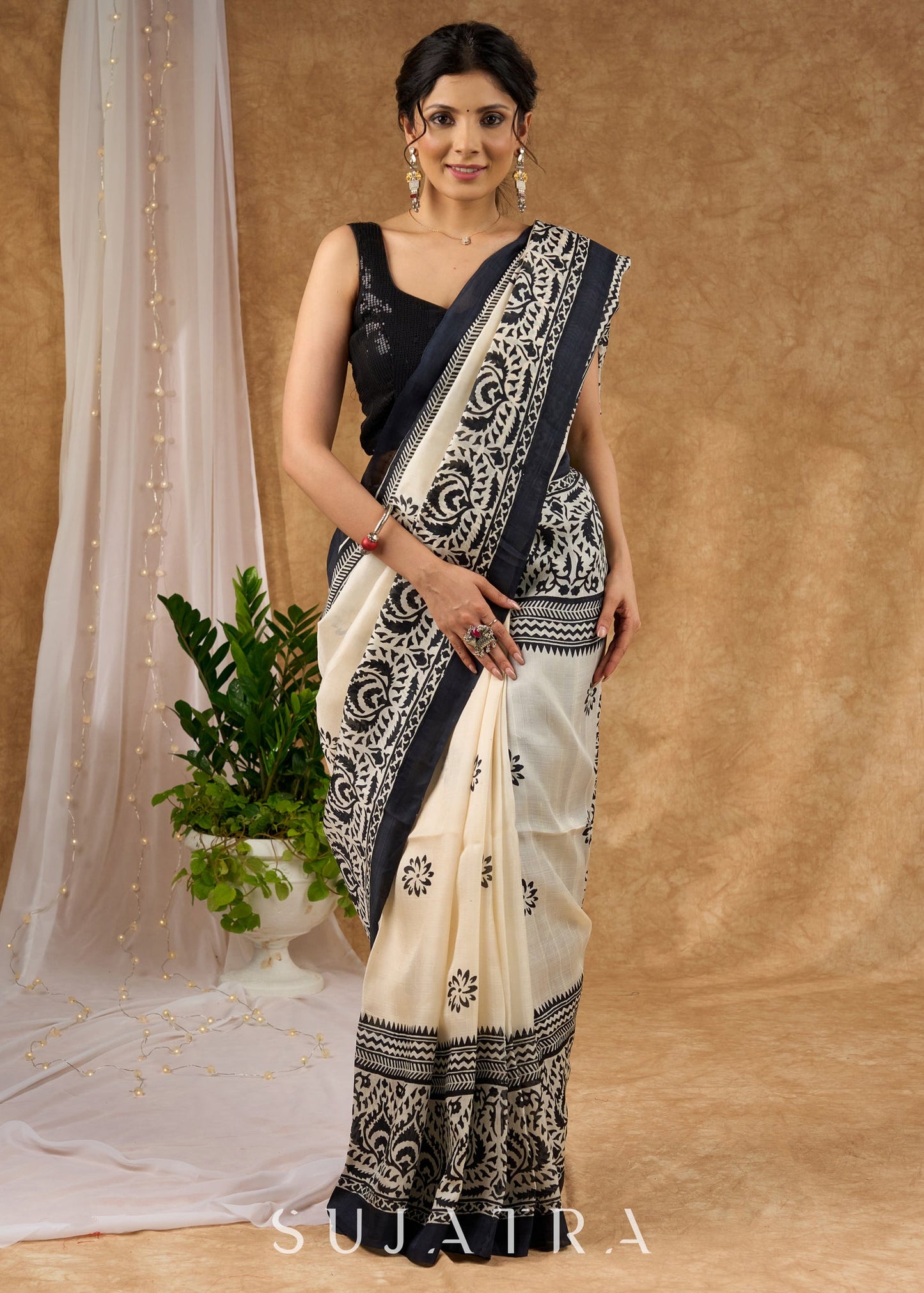 Elegant Off White Pure Silk Hand Block Printed Saree
