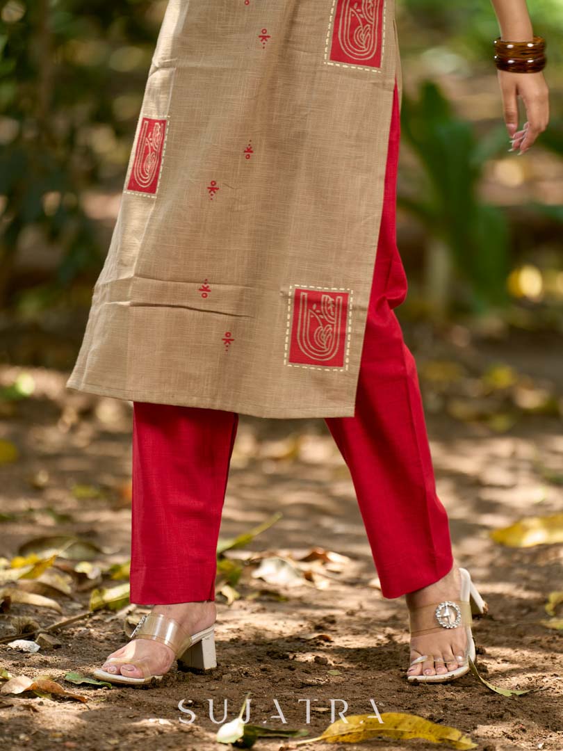 Minimal Beige Cotton Sleeveless Kurta with Artistic Red Hand Block Print