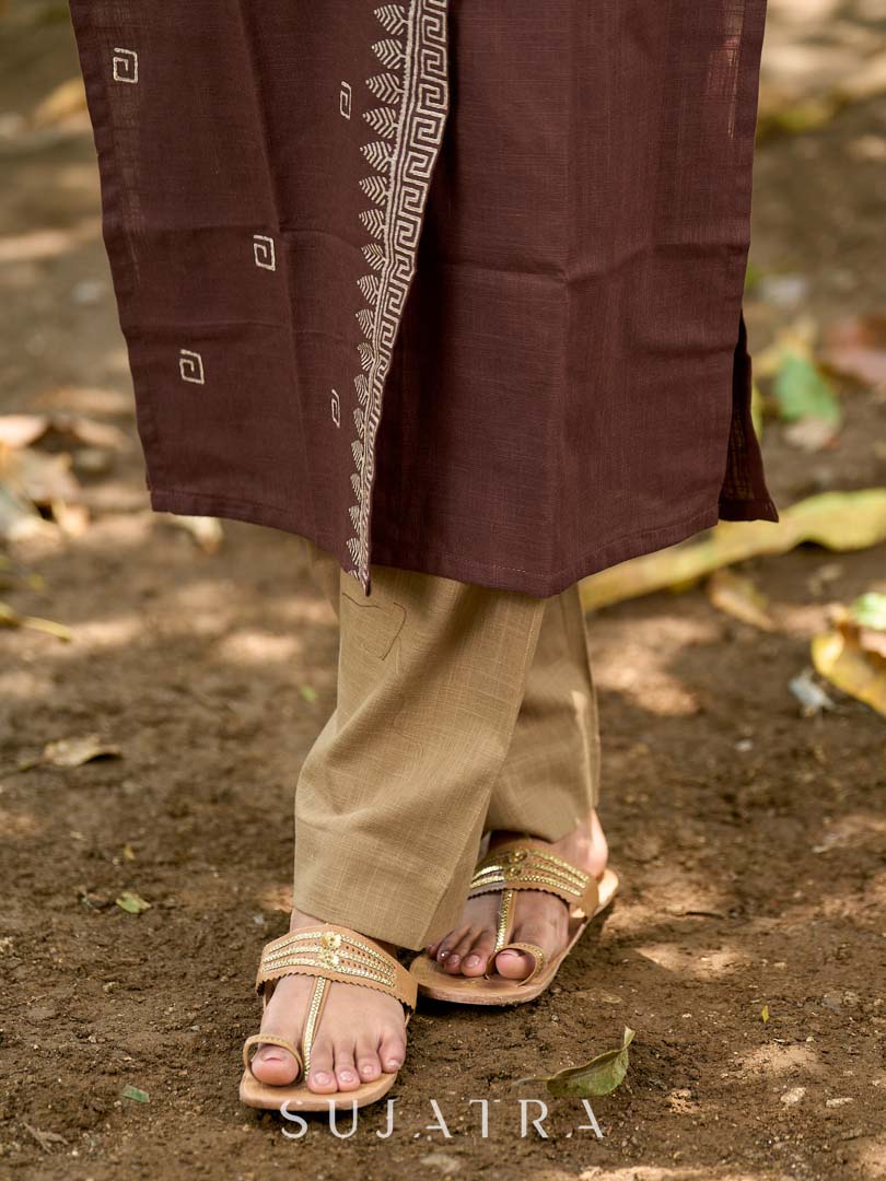 Warm Dark Beige Cotton Narrow Pants with Sleek Silhouette