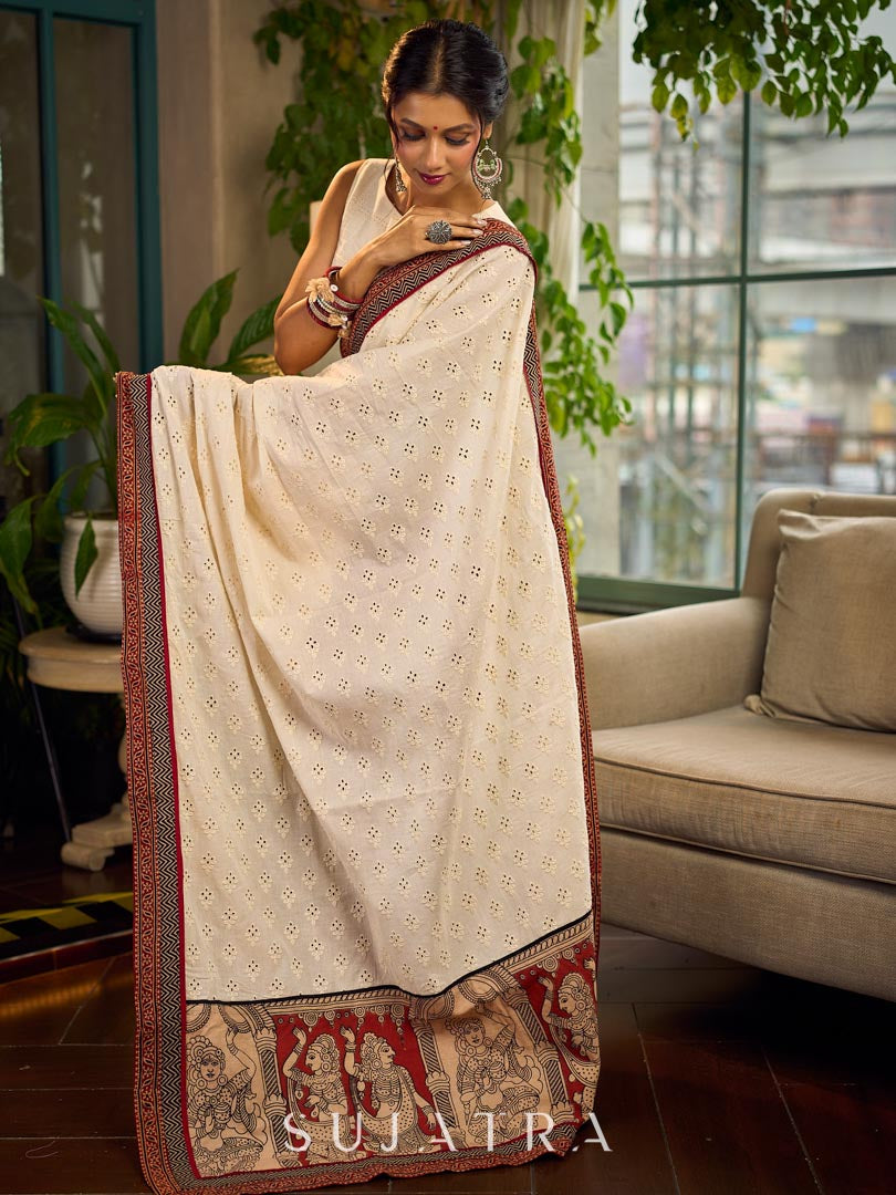 Elegant White Hakoba Cotton Saree with Rust-Red Kalamkari Print & Ajrakh Chevron Border