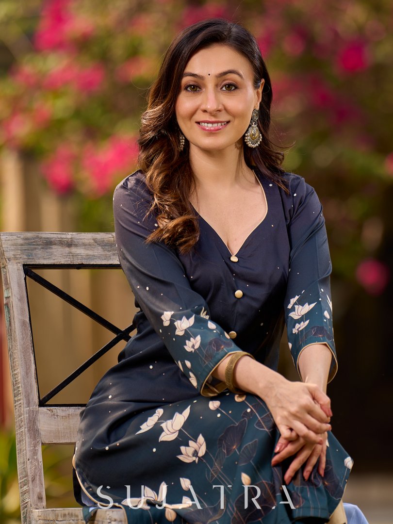 Stunning bottle green kurta adorned with a cream lotus midnight-inspired print.