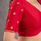 Blouse en soie et coton rouge avec broderies zari dorées et décolleté en V profond