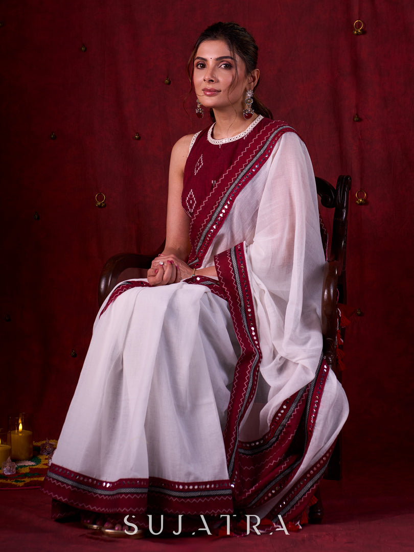Graceful White Mul Cotton Saree with Ikat-Jamdani Border & Sparkling Mirror Lace Detailing