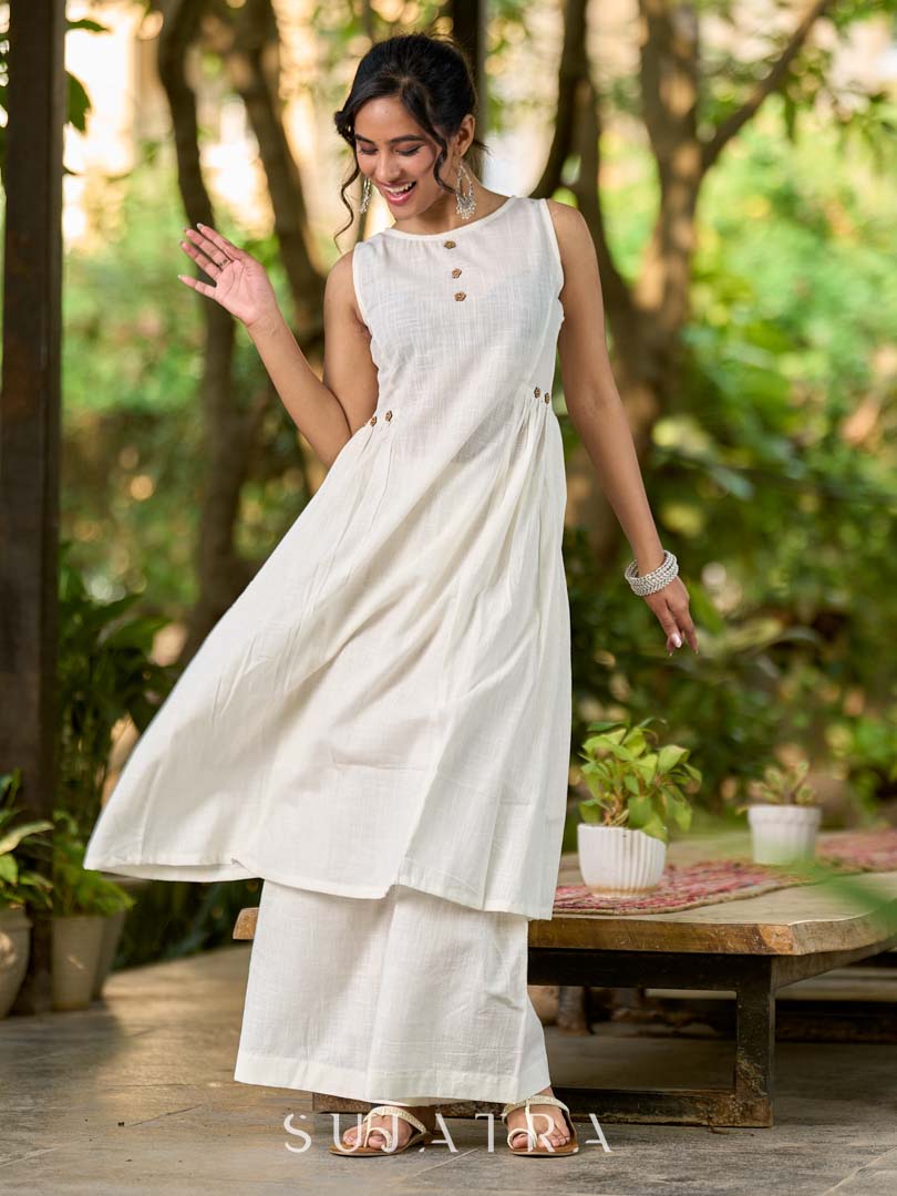 Elegant White Cotton Kurta with Easy Gathered Fit