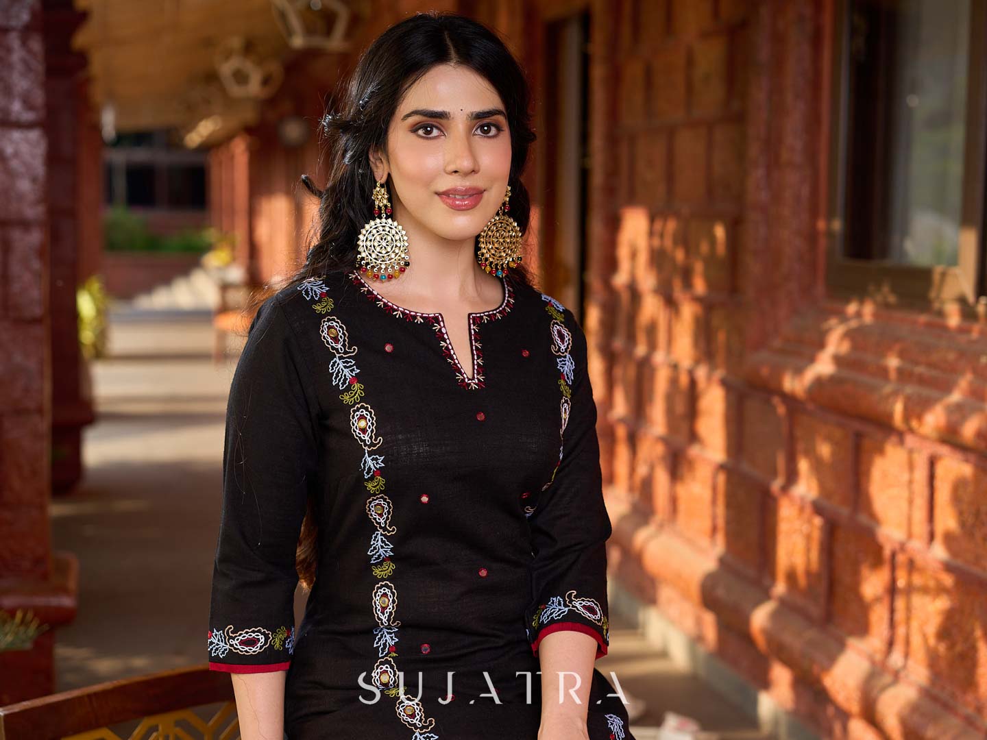 Classic Black Cotton Kurta with Intricate Paisley Embroidery