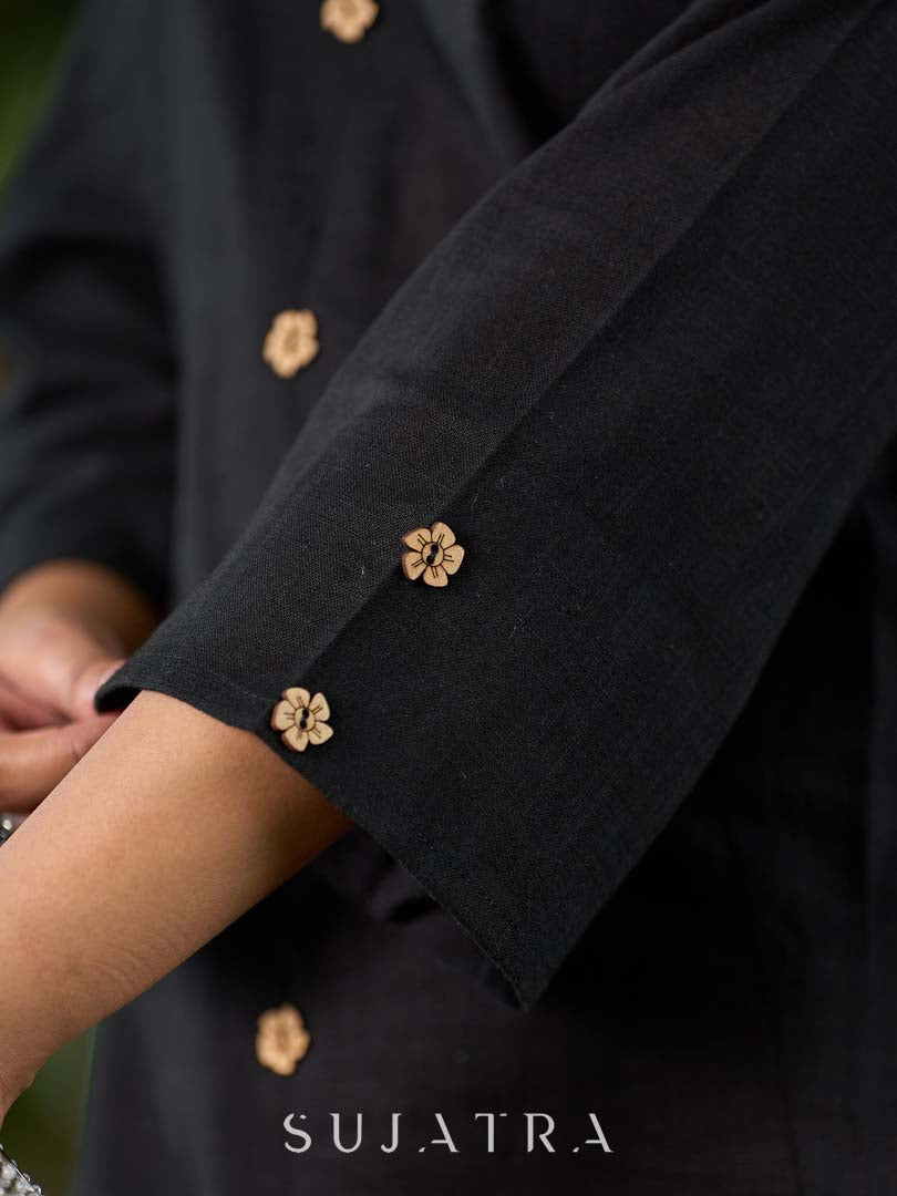 Refined Black Cotton Kurta with Soft Structured Fit
