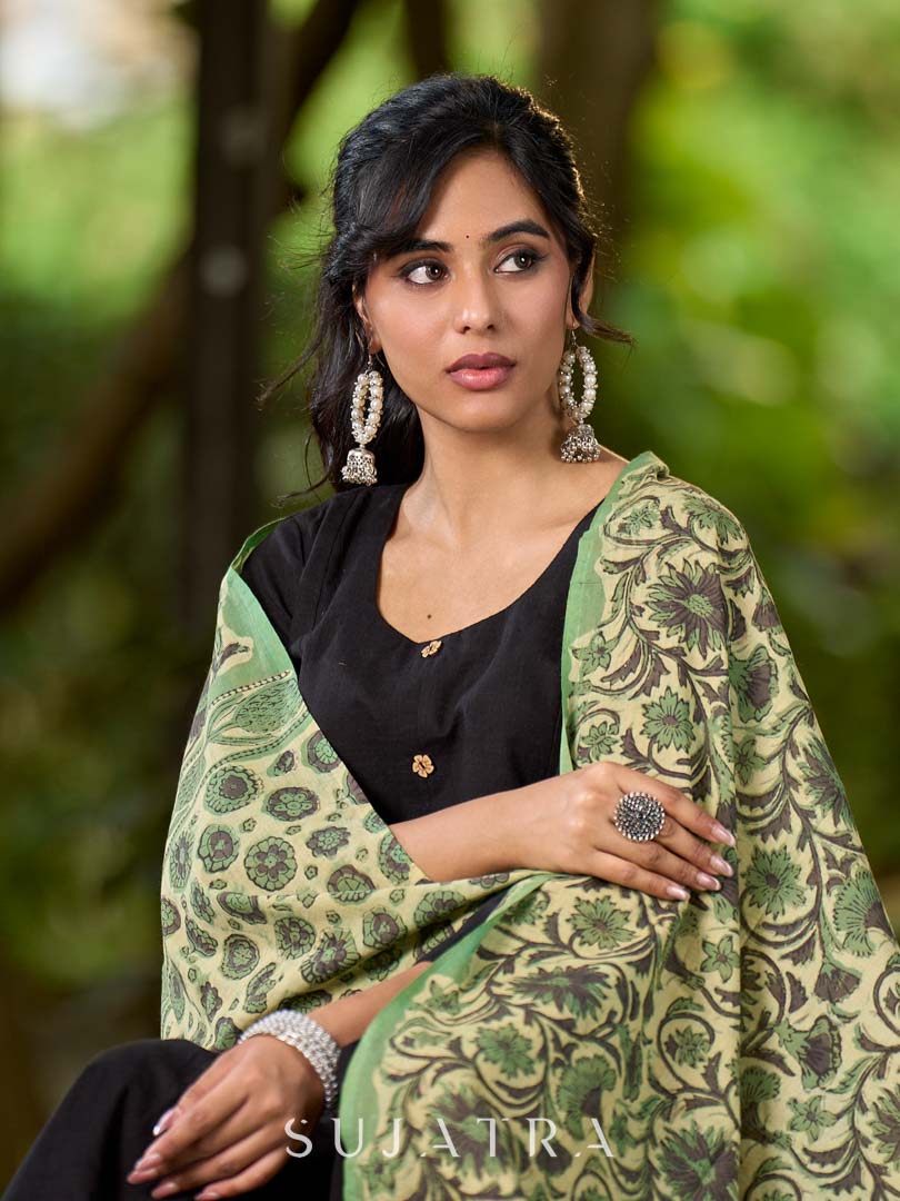 Refined Black Cotton Kurta with Soft Structured Fit