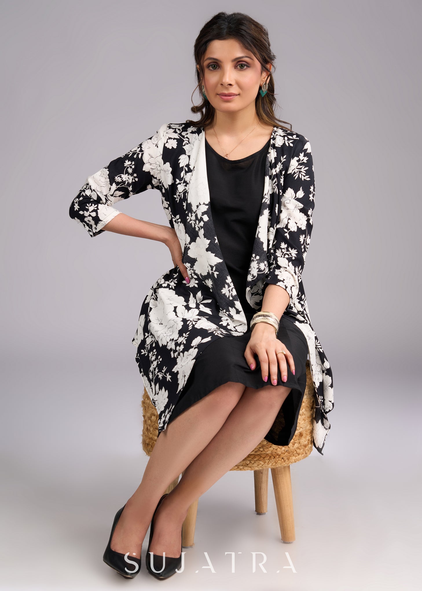Timeless Monochrome Flowy Black and White Printed Viscose Shrug