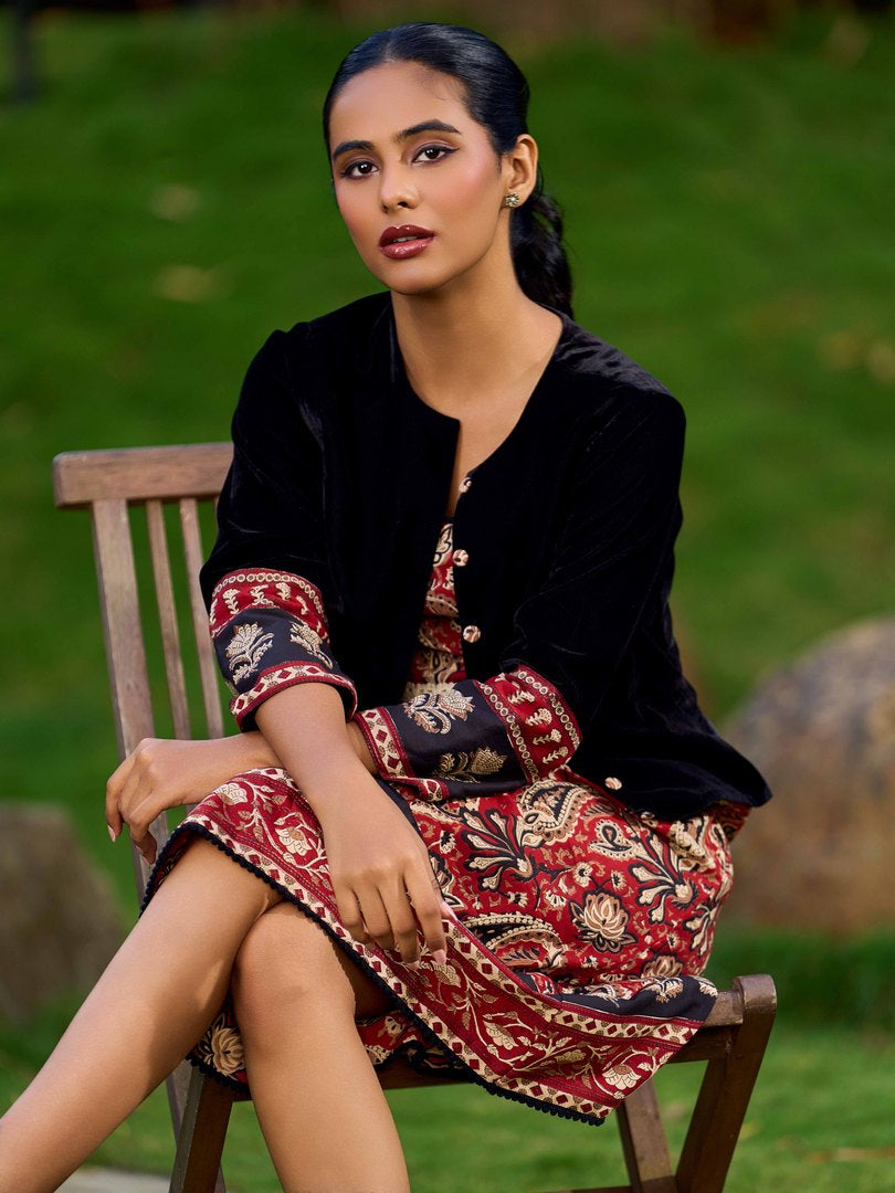 Chic Maroon Cotton Sleeveless Dress With Paisley Block Print And Lace Waist Detail