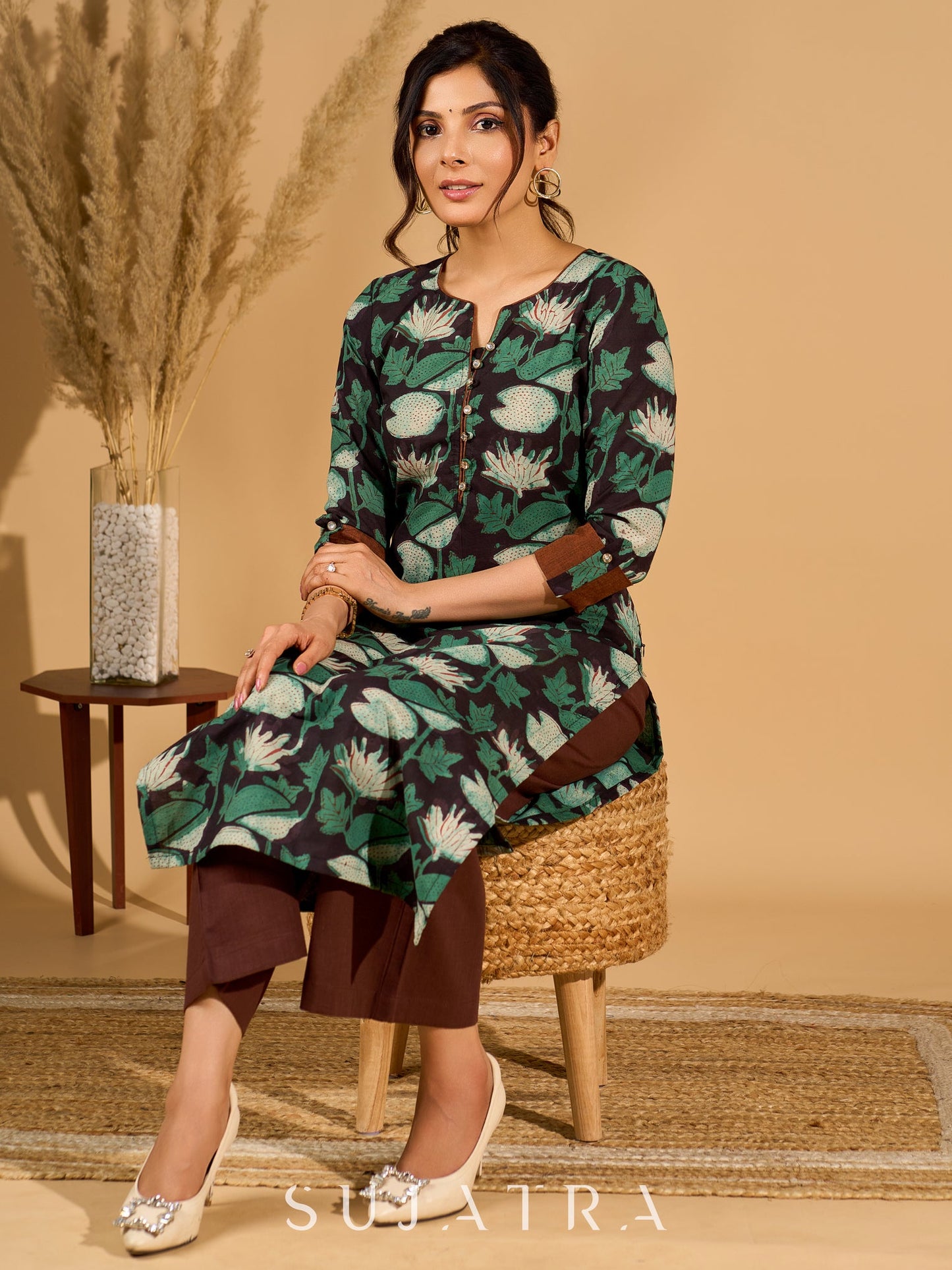 Blossomed Black Cotton Kurta with Contrasting Cuffs and Graceful Highlights