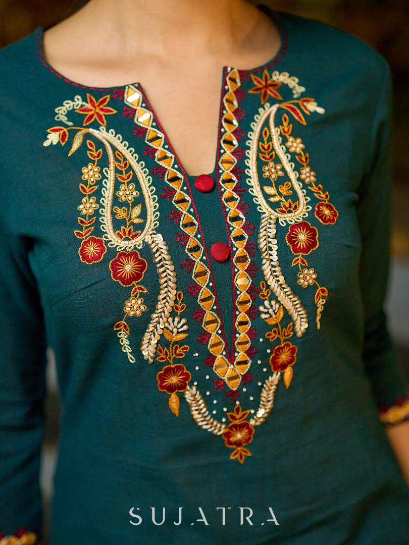 Graceful Teal Cotton Kurta Adorned with Intricate Paisley Embroidery