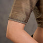 Blouse à col en V en coton et soie beige chaud