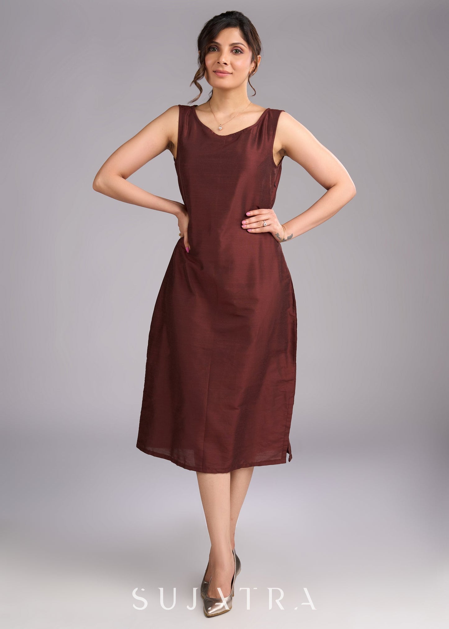 Brown Beauty Sleeveless Cotton Silk Dress with Side Slit