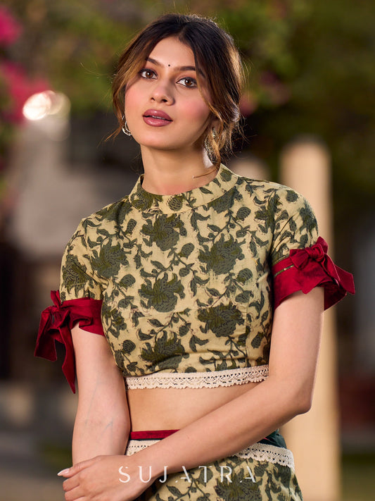 Chic Cream Floral Print Blouse with Statement Red Tie-Up Sleeves
