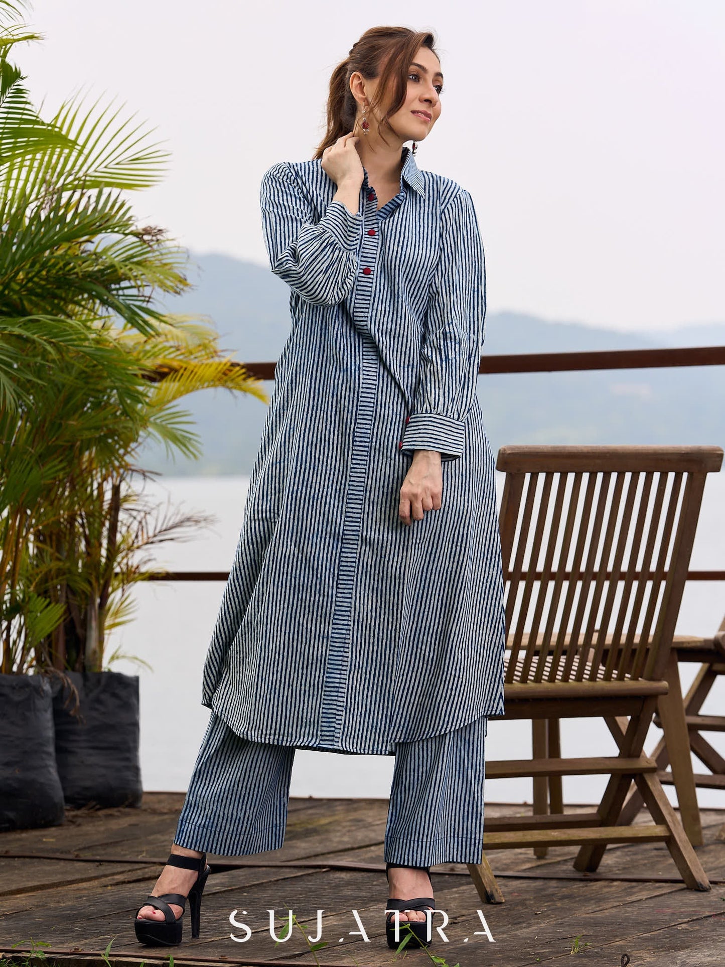Classic Indigo A-Line Kurta with Vertical Stripes and Front Button Detailing