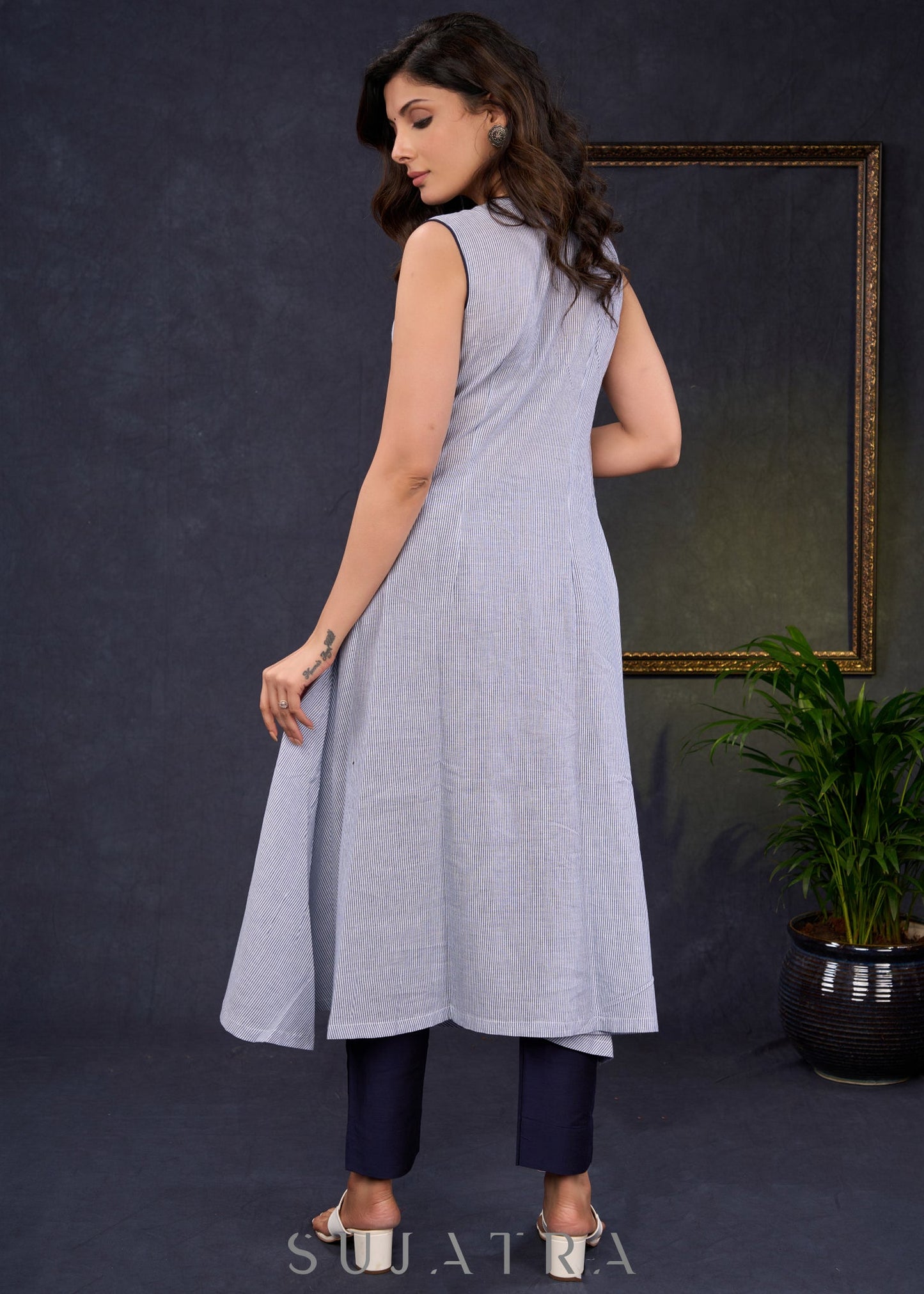 Elegant-Striped-Cotton-A-Line-Kurta-Highlighted-With-Beautiful-Floral-Motif--Pant-Optional