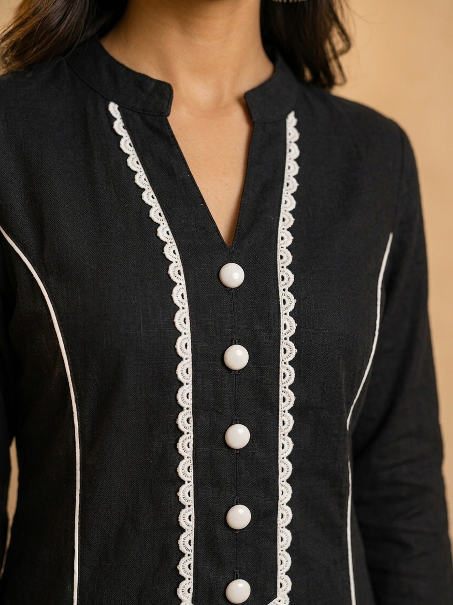 Classic Solid Black Straight Kurta Featuring White Contrast Piping Panels & Ric Rac Scalloped Neckline