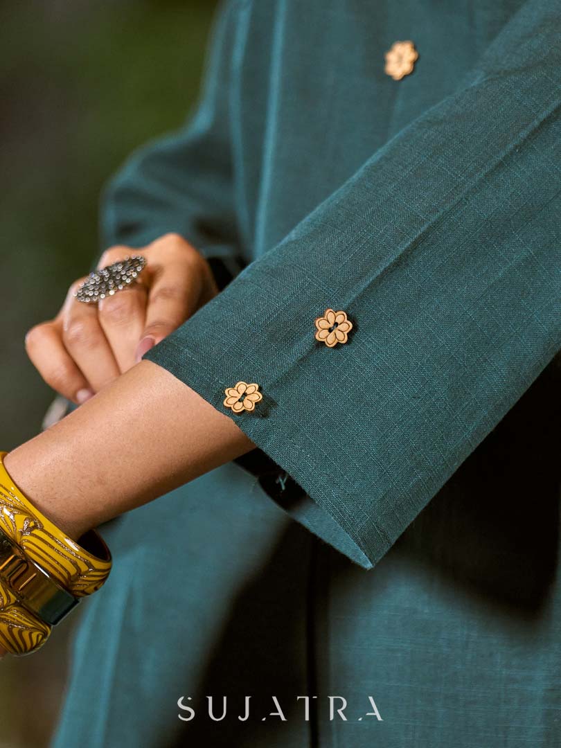 Effortless Bottle Green Cotton Kurta with Sleek Minimal Finish