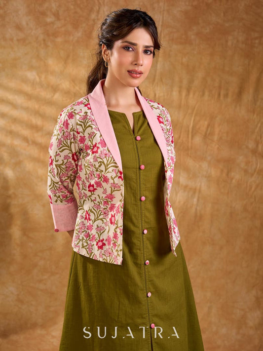 Blossom Pink Floral Print Cotton Short Jacket with Pink Lapel Collar and Cuff